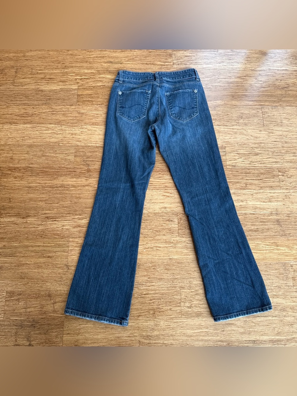 Vintage 1990s low rise, boot cut size 6 Lee Dark Blue Flare Jeans